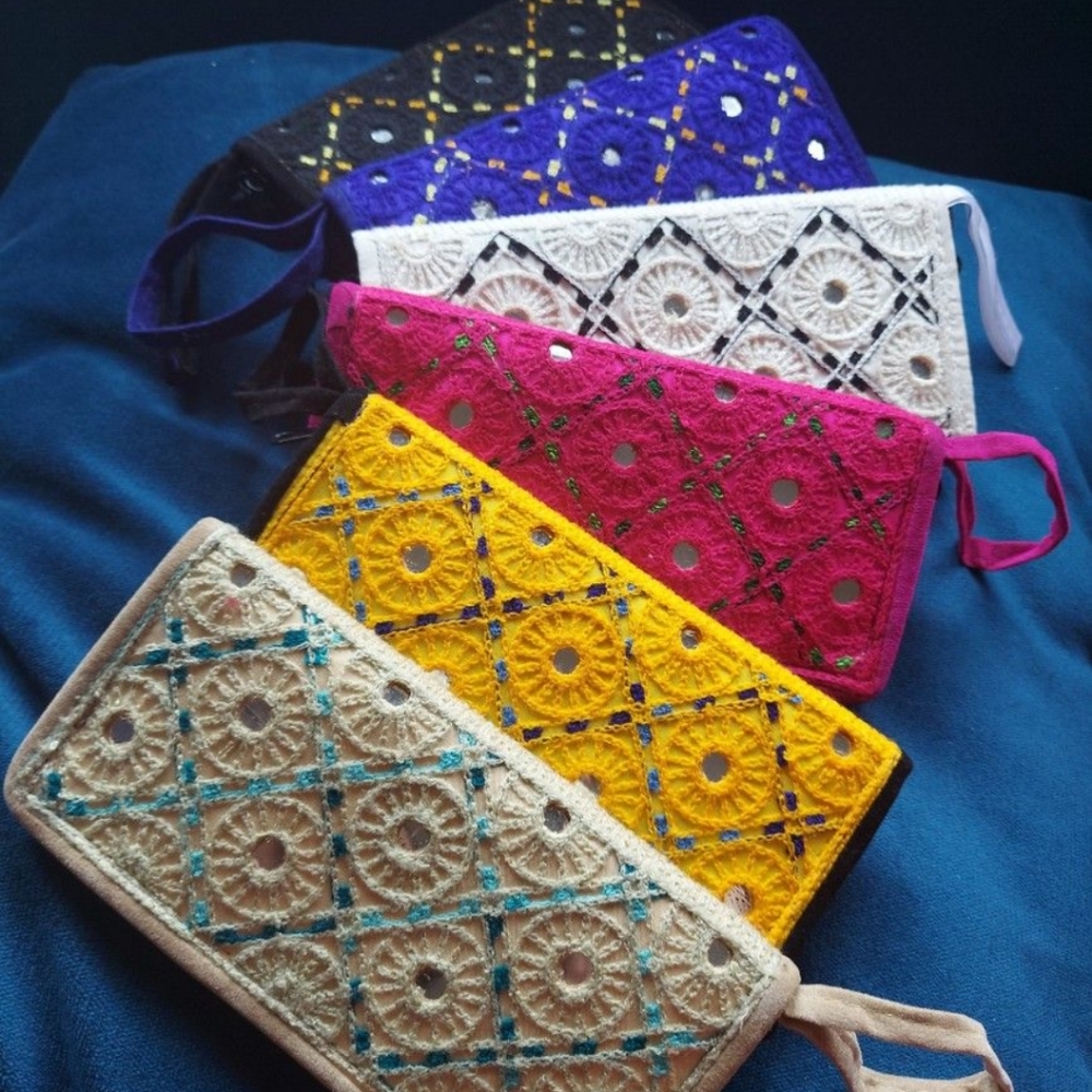 Bags - Picture 10 of 12